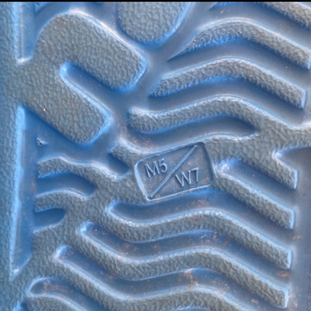 Native Shoes - image 6